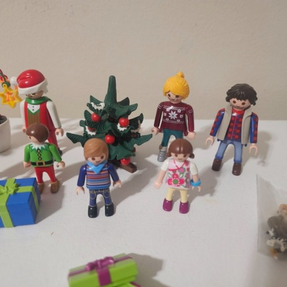 Playmobil Christmas Toys - Picture 8 of 8